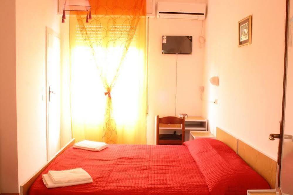Elsi Hotel Rimini Extérieur photo